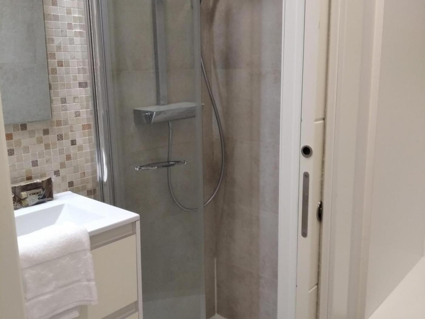 Apartamento Nuevo! Piso En Pleno Centro Santander Habitación foto